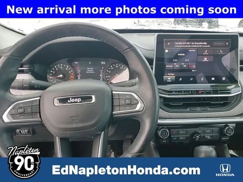 Used 2022 Jeep Compass Latitude w/ Sun and Sound Group image 26