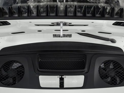 Used 2018 Porsche 911 Carrera RWD image 13