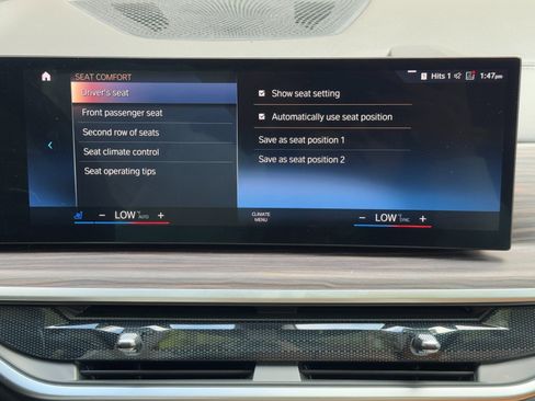 Used 2023 BMW X7 xDrive40i w/ Climate Comfort Package image 31