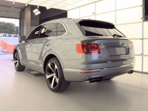 Used 2019 Bentley Bentayga AWD/4WD image 4