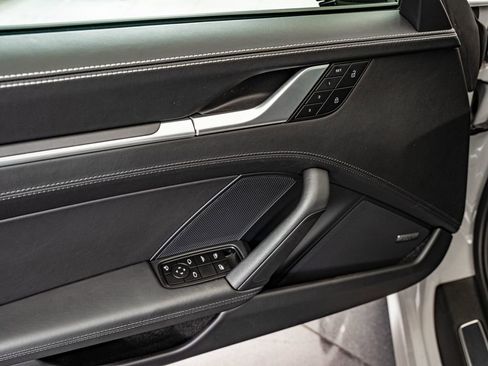 Used 2024 Porsche 911 Carrera S RWD image 32