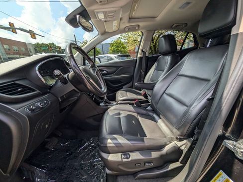 Used 2017 Buick Encore Essence FWD image 15
