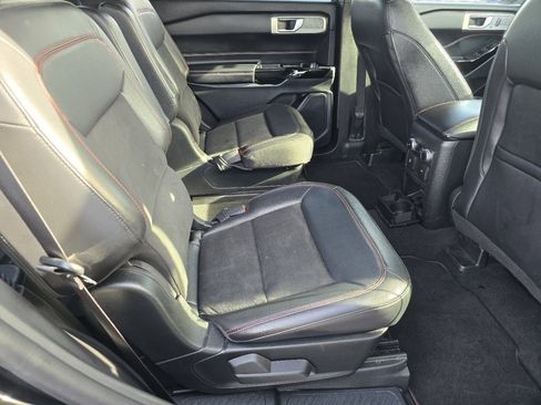 Used 2023 Ford Explorer ST-Line w/ Class IV Trailer Tow Package image 23