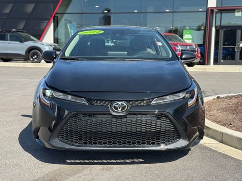 Used 2022 Toyota Corolla L image 6