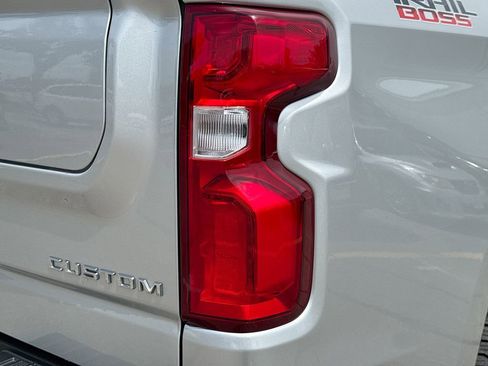 Used 2022 Chevrolet Silverado 1500 Custom Trail Boss AWD/4WD image 30