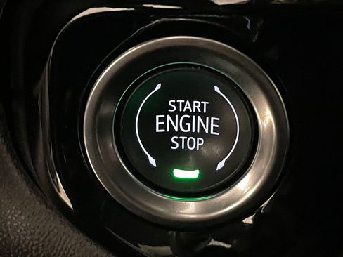 Used 2025 GMC Sierra 1500 SLT image 29