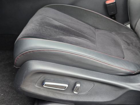 Certified 2025 Acura ADX A-Spec image 25