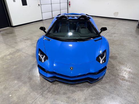 Used 2018 Lamborghini Aventador S AWD/4WD image 12