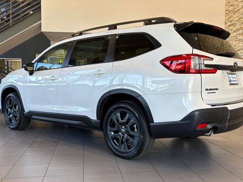 New 2025 Subaru Ascent Bronze Edition image 3