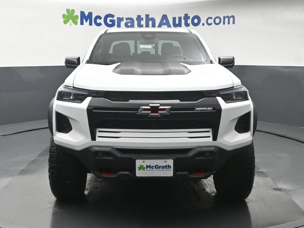 New 2026 Chevrolet Colorado ZR2 w/ Technology Package AWD/4WD image 6