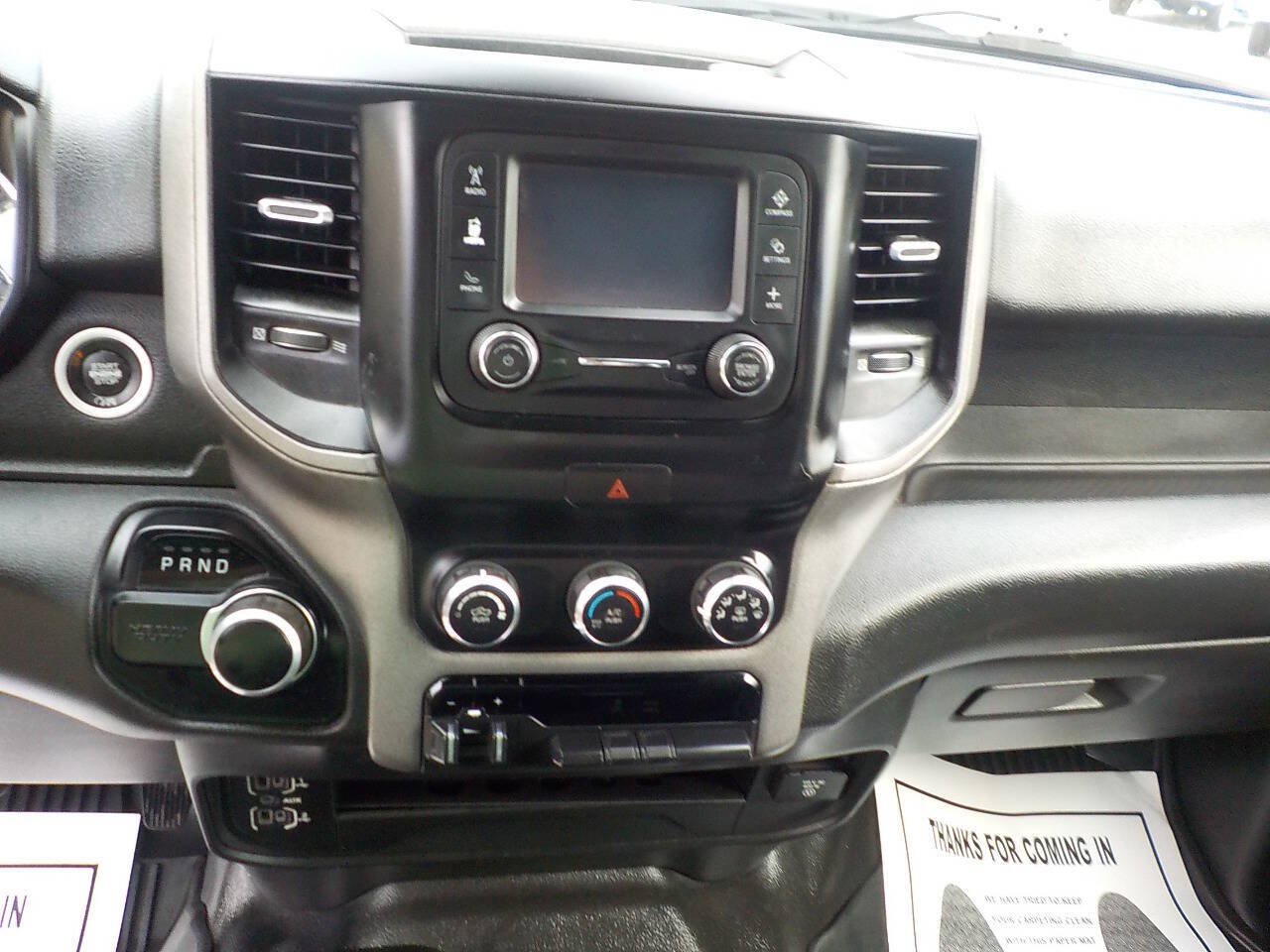 Used 2022 RAM 2500 Tradesman w/ Chrome Appearance Group AWD/4WD image 17