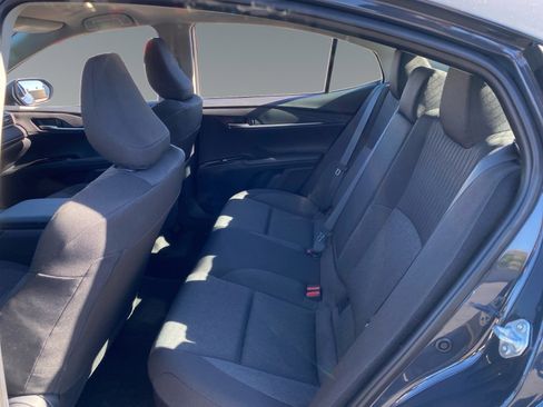 Used 2025 Toyota Camry LE image 13