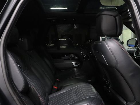 Used 2020 Land Rover Range Rover SV Autobiography Dynamic image 19