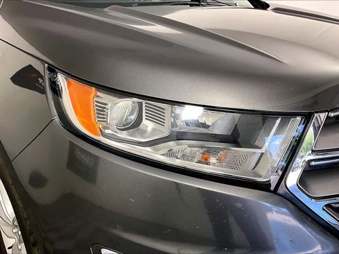 Used 2018 Ford Edge SEL w/ Equipment Group 201A FWD image 25