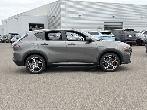 Used 2024 Alfa Romeo Tonale Veloce AWD/4WD image 5