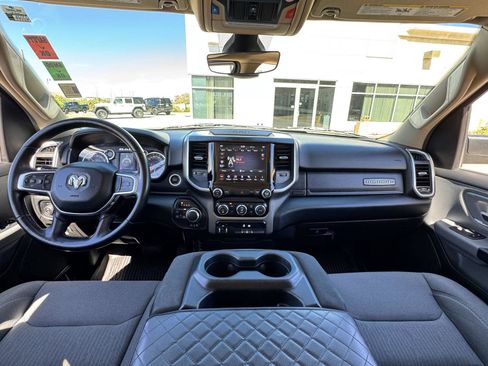 Used 2019 RAM 1500 Big Horn AWD/4WD image 17