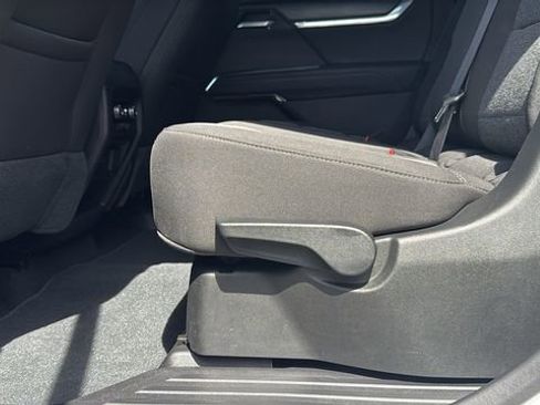 Used 2025 GMC Acadia Elevation FWD image 25