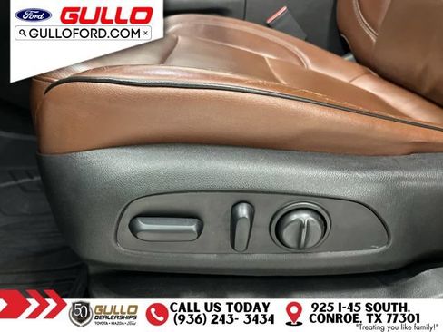 Used 2018 Chevrolet Traverse High Country w/ LPO, Cargo Package AWD/4WD image 23