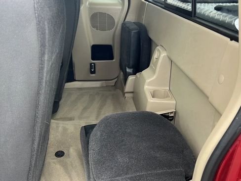 Used 2004 Ford Ranger XLT image 11