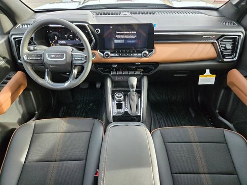 New 2026 GMC Canyon AT4 image 3