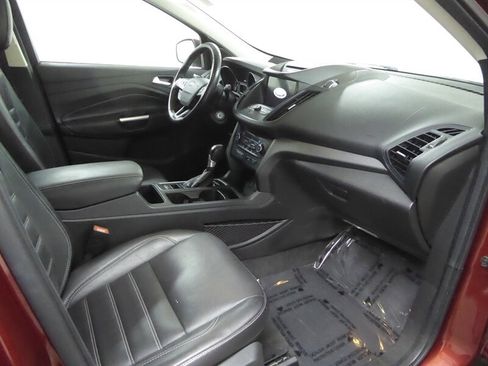 Used 2017 Ford Escape SE w/ SE Leather Comfort Package image 22