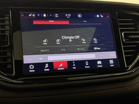 Used 2024 Dodge Durango GT image 19