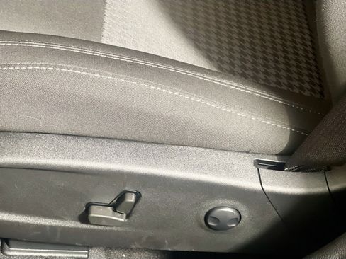 Used 2022 Dodge Charger GT image 15