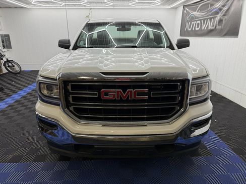 Used 2018 GMC Sierra 1500 2WD Regular Cab image 4
