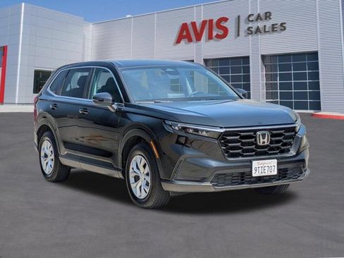 Used 2025 Honda CR-V LX image 3