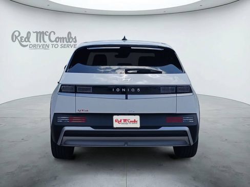 New 2026 Hyundai Ioniq 5 SE RWD image 4