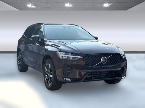 New 2026 Volvo XC60 B5 Plus w/ Climate Package AWD/4WD image 7