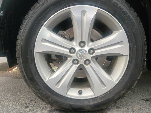 Used 2013 Toyota Highlander Limited AWD/4WD image 21