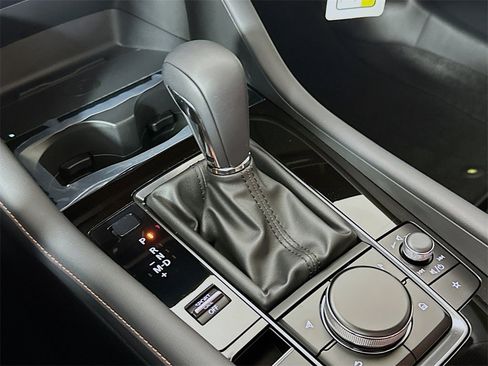 New 2025 MAZDA MAZDA3 Carbon image 22