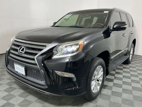 Used 2016 Lexus GX 460 460 w/ Premium Package image 2
