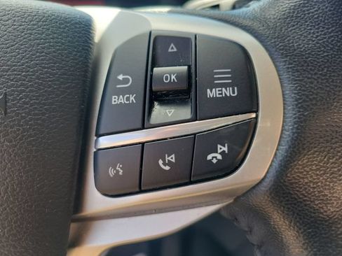 Used 2020 Ford Explorer XLT w/ Equipment Group 202A AWD/4WD image 33