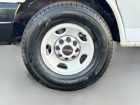 Used 2022 GMC Savana 2500 Work Van w/ Driver Convenience Package image 27
