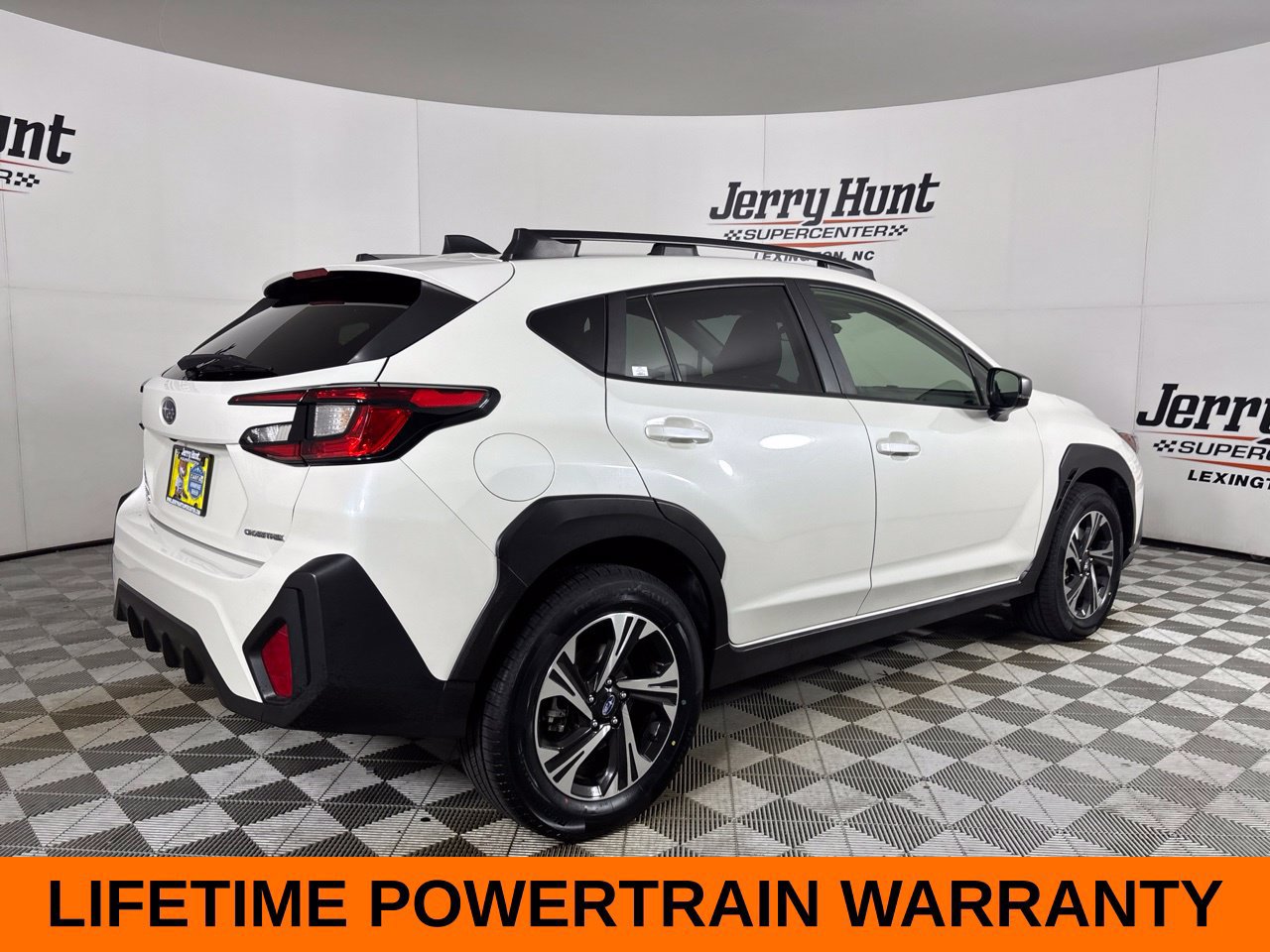 Used 2025 Subaru Crosstrek 2.5i Premium AWD/4WD image 6