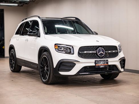 Used 2020 Mercedes-Benz GLB 250 4MATIC image 8