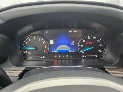 Used 2022 Ford Explorer Limited image 13