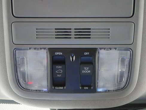 Used 2022 Honda Pilot Special Edition image 26