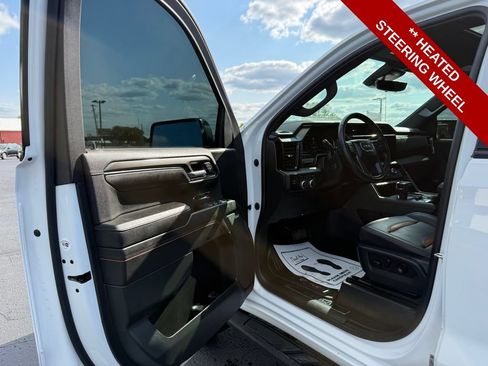 Used 2023 GMC Sierra 1500 AT4 w/ AT4 Premium Package AWD/4WD image 12