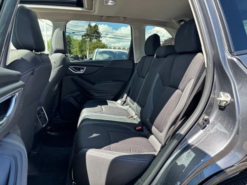Used 2022 Subaru Forester Premium AWD/4WD image 20