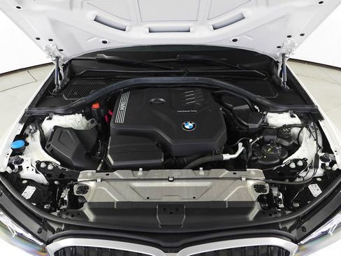 Certified 2023 BMW 330i Sedan w/ Driving Assistance Package RWD image 6