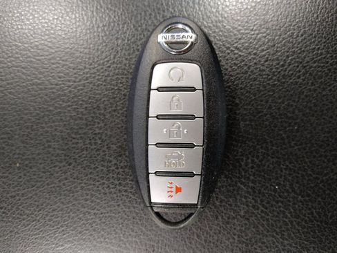 Used 2018 Nissan Altima 2.5 SV FWD image 32