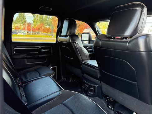 Used 2024 RAM 2500 Laramie w/ Night Edition image 23