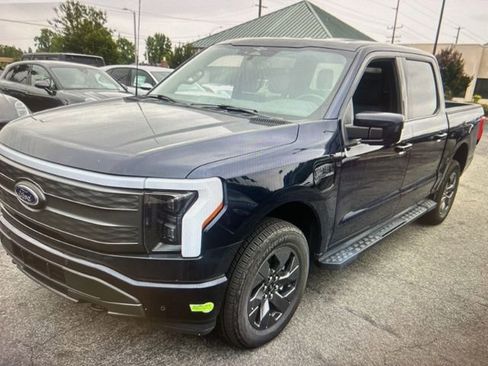Used 2023 Ford F150 Lightning Lariat AWD/4WD image 1
