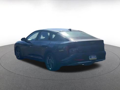Used 2025 Kia K4 LXS image 11