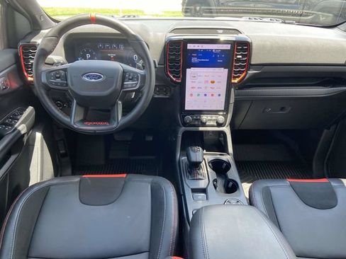 Certified 2025 Ford Ranger Raptor AWD/4WD image 9