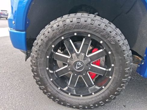 Used 2022 Chevrolet Silverado 1500 RST w/ Convenience Package II image 6