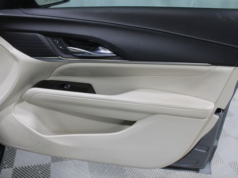 Used 2021 Cadillac CT4 Premium Luxury image 23